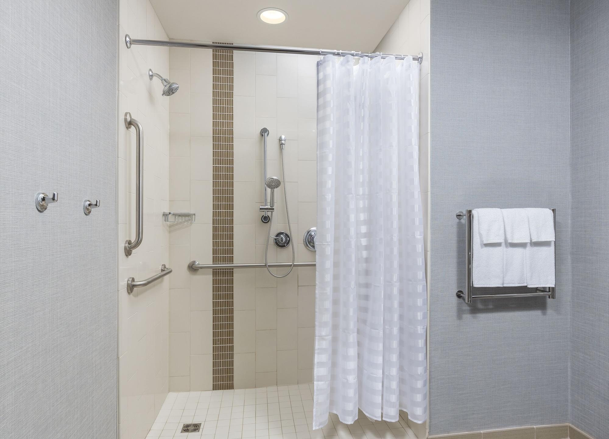 Hyatt Place Canton Lake Cable Eksteriør bilde