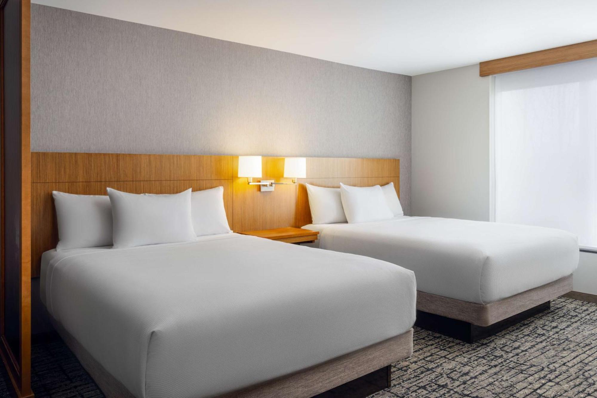 Hyatt Place Canton Lake Cable Eksteriør bilde